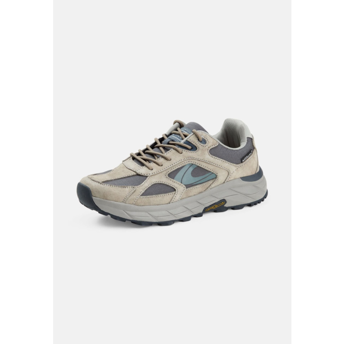 camel-active-papoutsi-mpez-54cca12-347-426-endisis.gr