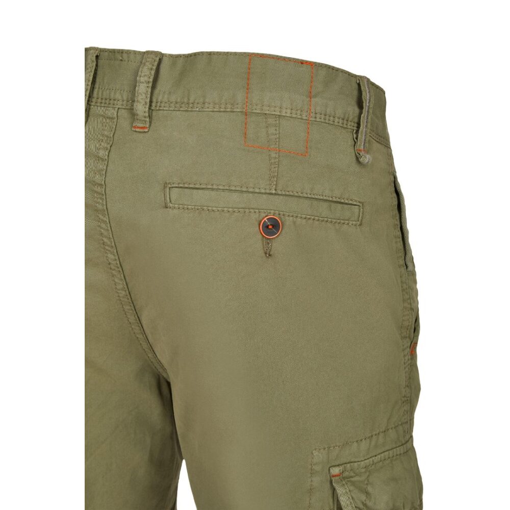 Men's Cargo Bermuda shorts, olive color Hattric HT 696530-5Q89-36